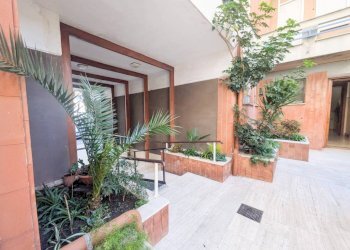 Cortile interno - Monolocale via Alessandro Piola Caselli, Roma (zona Lido di Ostia) - foto 6