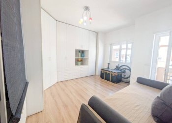 Camera da letto - Monolocale via Alessandro Piola Caselli, Roma (zona Lido di Ostia) - foto 10