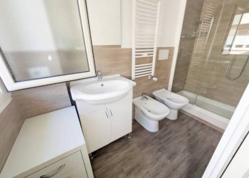 Bagno - Monolocale via Alessandro Piola Caselli, Roma (zona Lido di Ostia) - foto 18