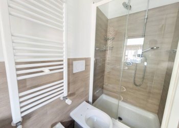 Bagno - Monolocale via Alessandro Piola Caselli, Roma (zona Lido di Ostia) - foto 20