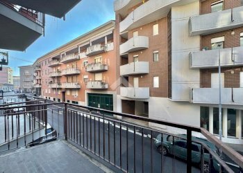 Four-room apartment Via Pellegrino Pellegrini, Novara - photo 4