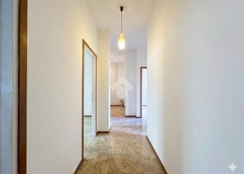 Four-room apartment Via Pellegrino Pellegrini, Novara - photo 5