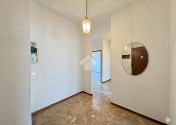Four-room apartment Via Pellegrino Pellegrini, Novara - photo 9