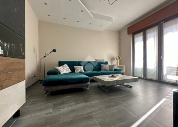 Four-room apartment Via Piemonte, Carugate - photo 2