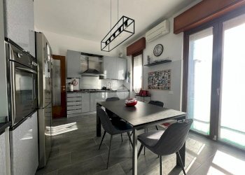 Four-room apartment Via Piemonte, Carugate - photo 11