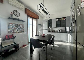 Four-room apartment Via Piemonte, Carugate - photo 12