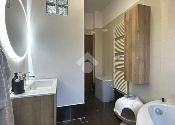 Four-room apartment Via Piemonte, Carugate - photo 28