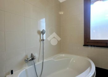 Four-room apartment Via Piemonte, Carugate - photo 29