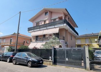 Four-room apartment Via Piemonte, Carugate - photo 47