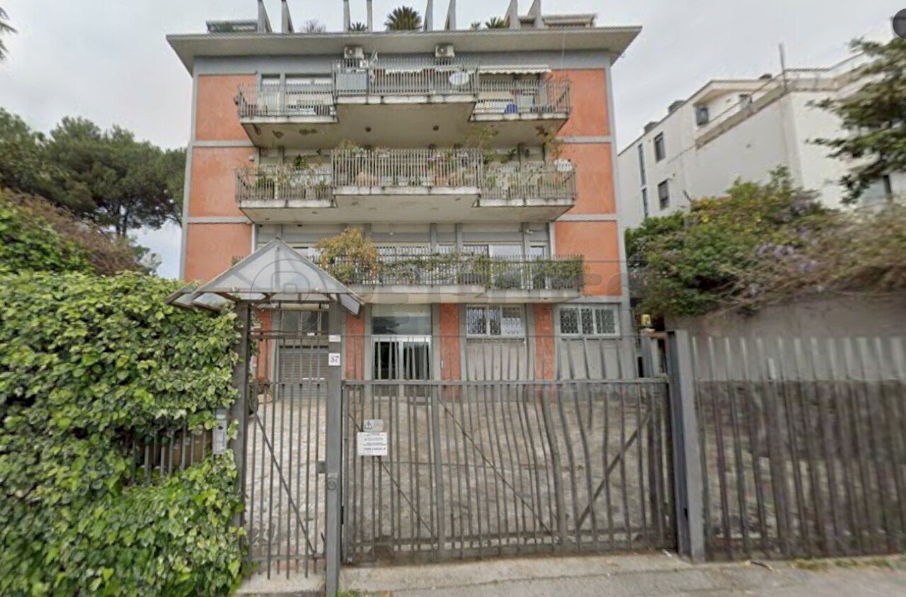 5.jpg - Apartment Via Pietro del Pezzo 87, Salerno - photo 2