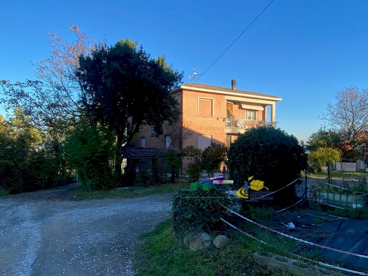28.jpg - Casa indipendente Strada per Varano Marchesi 37, Medesano - foto 3