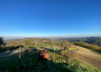 1.jpg - Casa indipendente Strada per Varano Marchesi 37, Medesano - foto 1