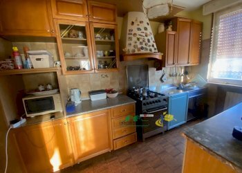 31.jpg - Casa indipendente Strada per Varano Marchesi 37, Medesano - foto 16