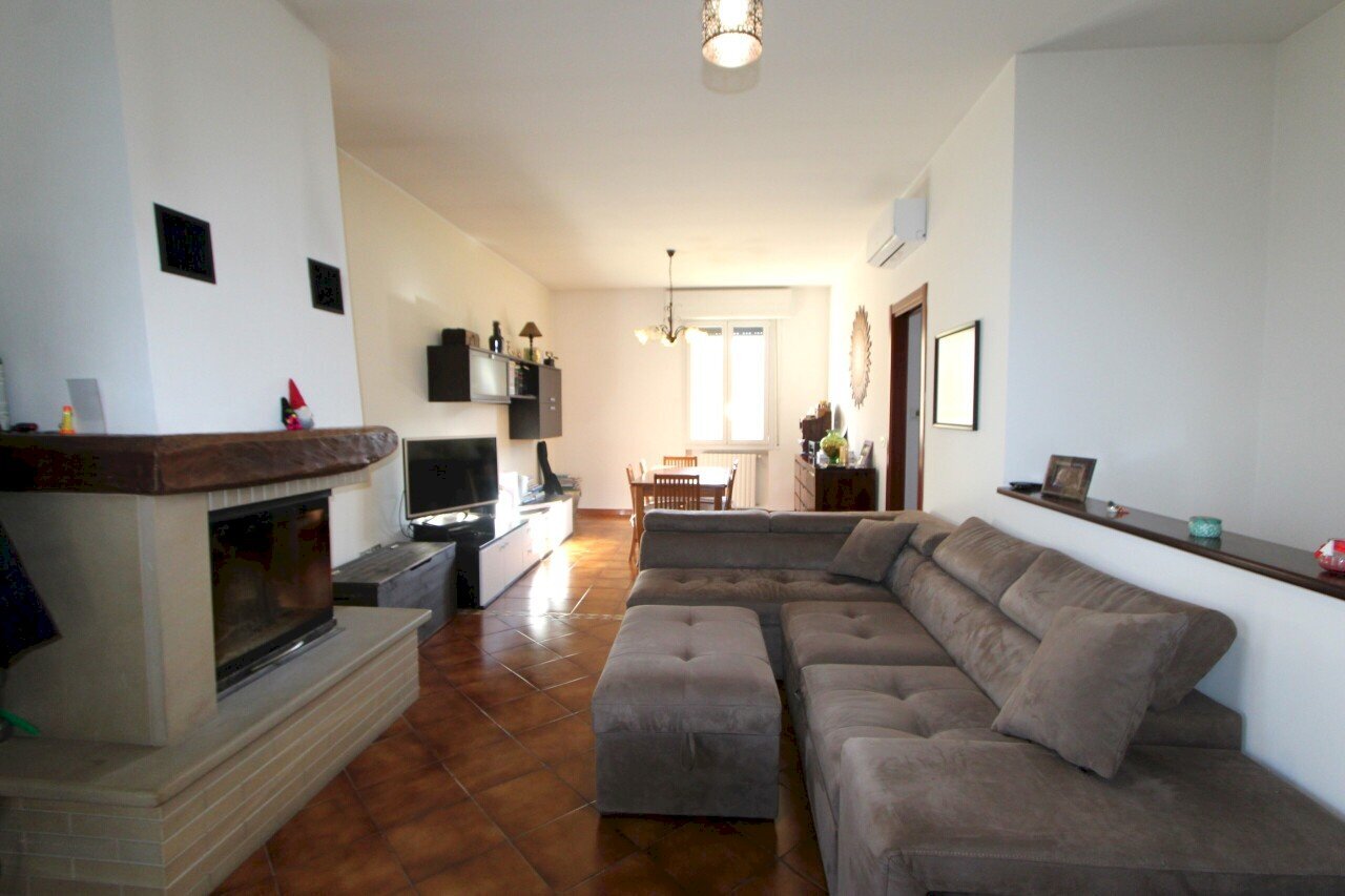 IMG_8573.JPG - Casa indipendente Via Sant'Andrea, Valsamoggia - foto 2