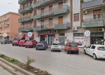 PENTAPOLI.JPG - Locale Commerciale via rossini  9, Priolo Gargallo - foto 1