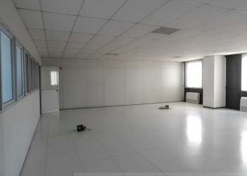 746014702.jpg - Locale Commerciale via rossini  9, Priolo Gargallo - foto 4