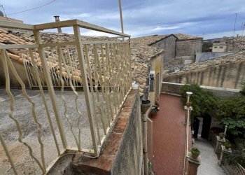 IMG-20251126-WA0022.jpg - Villa Via Guglielmo Messina 15, Palazzolo Acreide - foto 27