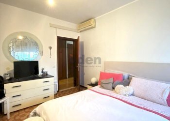 camera da letto - Quadrilocale Via Claudio Galeno 62, Modena - foto 23