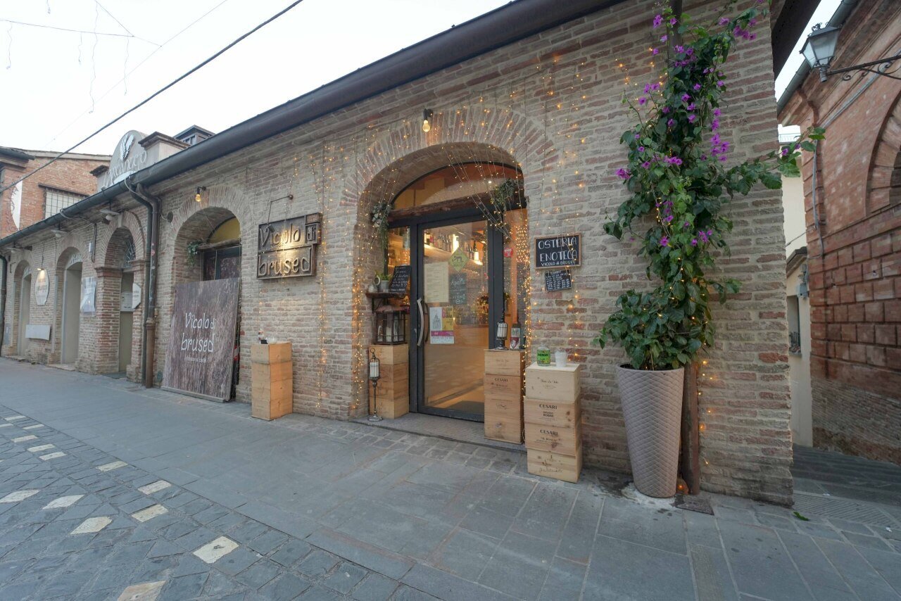 DSC01313.jpg - Bar Tavola Calda - Fredda Via Cesare Battisti 23, Santarcangelo di Romagna - foto 2