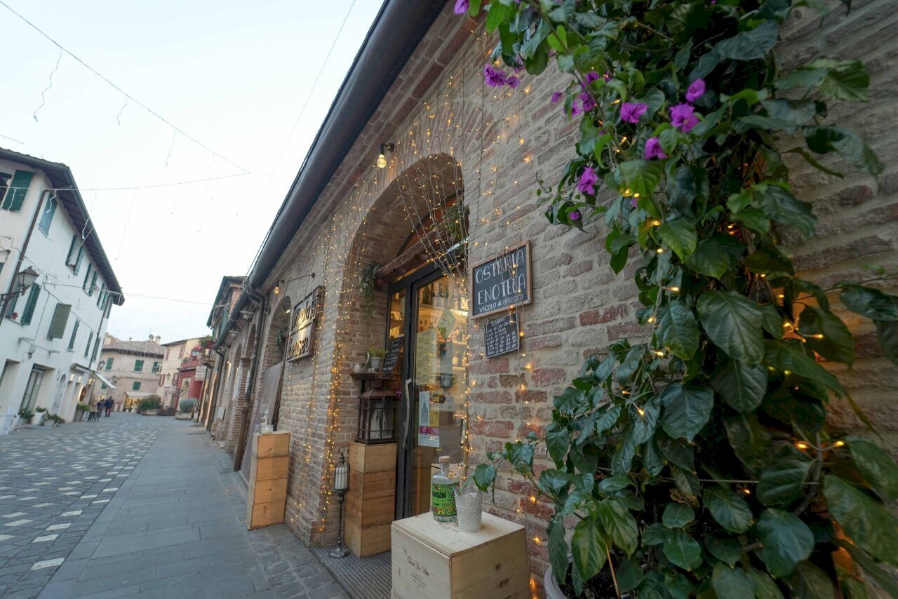 DSC01315.jpg - Bar Tavola Calda - Fredda Via Cesare Battisti 23, Santarcangelo di Romagna - foto 3