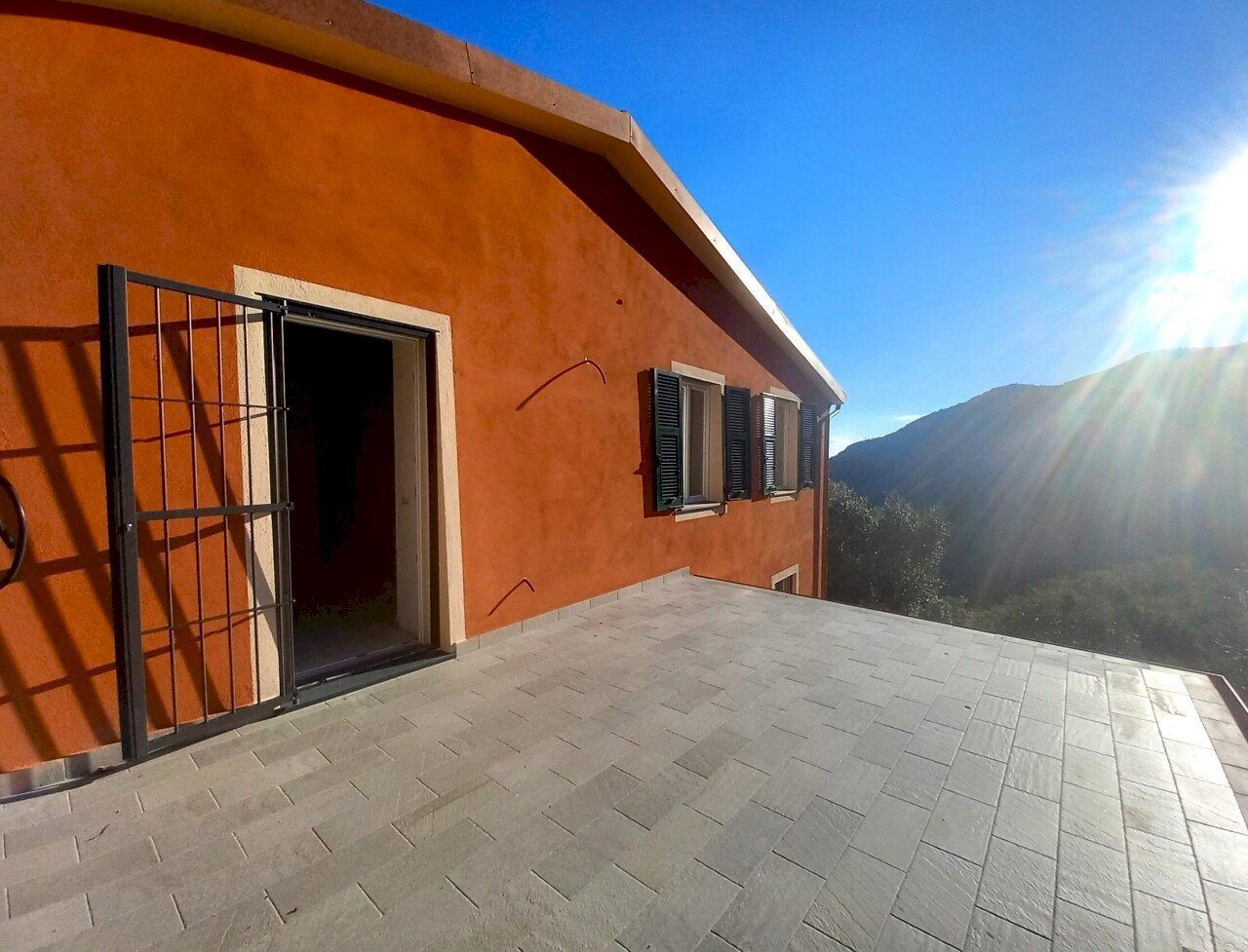 2.jpg - Porzione di casa Avegno - foto 2