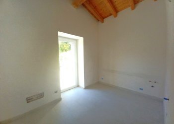 3.jpg - Porzione di casa Avegno - foto 4