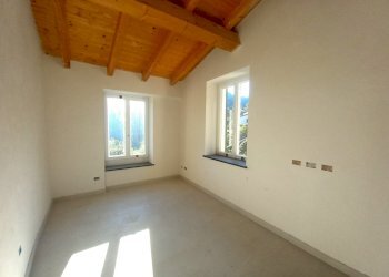6.jpg - Porzione di casa Avegno - foto 7