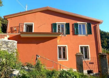 14.jpg - Porzione di casa Avegno - foto 15