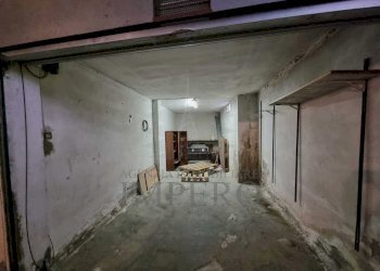 Box Via Papa Giovanni XXIII 18, Ventimiglia - photo 1