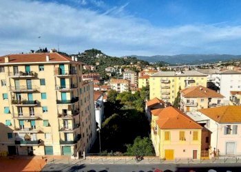 WhatsApp Image 2025-11-06 at 11.58.19 (1).jpeg - Apartment Via Felice Cascione, Imperia - photo 10