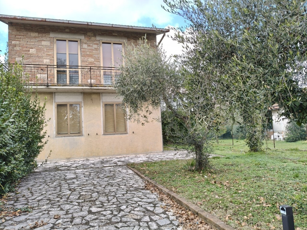 IMG20251121122128.jpg - Casa indipendente Strada Pian dell'Ara 88, Avigliano Umbro - foto 1