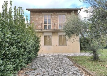 IMG20251121122122.jpg - Independent house Strada Pian dell'Ara 88, Avigliano Umbro - photo 6