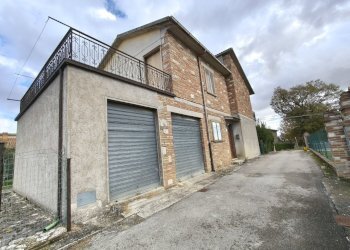 IMG20251121121959.jpg - Independent house Strada Pian dell'Ara 88, Avigliano Umbro - photo 8