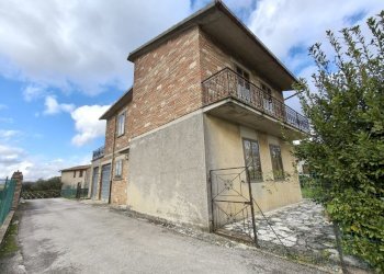 IMG20251121122054 (1).jpg - Independent house Strada Pian dell'Ara 88, Avigliano Umbro - photo 11