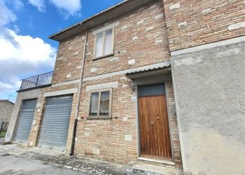 IMG20251121121749.jpg - Independent house Strada Pian dell'Ara 88, Avigliano Umbro - photo 13