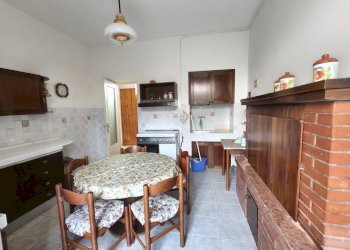 IMG20251121120019.jpg - Independent house Strada Pian dell'Ara 88, Avigliano Umbro - photo 24