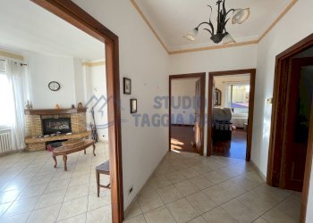 IMG_5838.JPG - Trilocale via mazzini, Pompeiana - foto 2