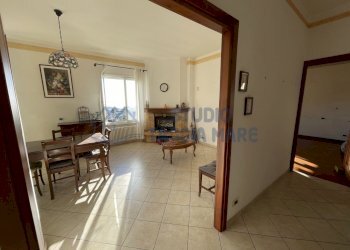 IMG_5840.JPG - Trilocale via mazzini, Pompeiana - foto 3