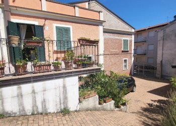 20230903_121635.jpg - Casa indipendente Via Giotto 22, Acri - foto 8