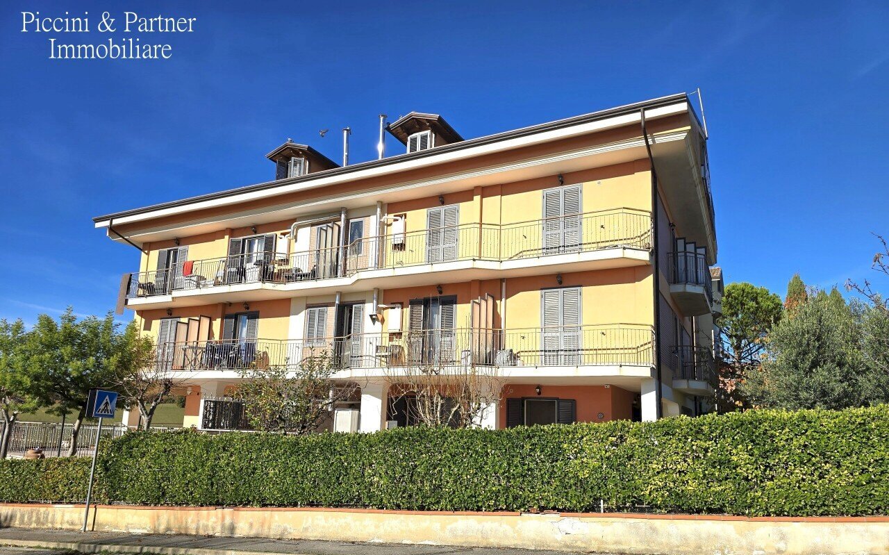 02.jpg - Apartment Via Paolo Ceccarelli 11, Perugia - photo 2