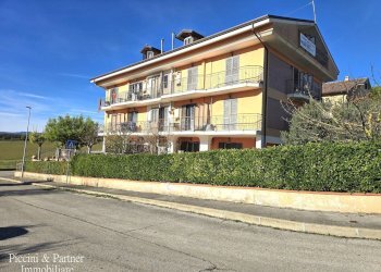 01.jpg - Appartamento Via Paolo Ceccarelli 11, Perugia - foto 1