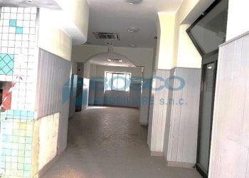 IMG_5513.jpg - Commercial Premises via Garibaldi  10, La Spezia - photo 2