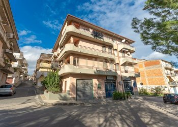 Via Montegrappa 29 Ramacca (26).jpg - Trilocale Via Montegrappa 35, Ramacca - foto 2