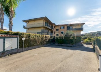 Via Teocrito 12 (2).jpg - Appartamento Via Teocrito 10, Aci Catena - foto 11