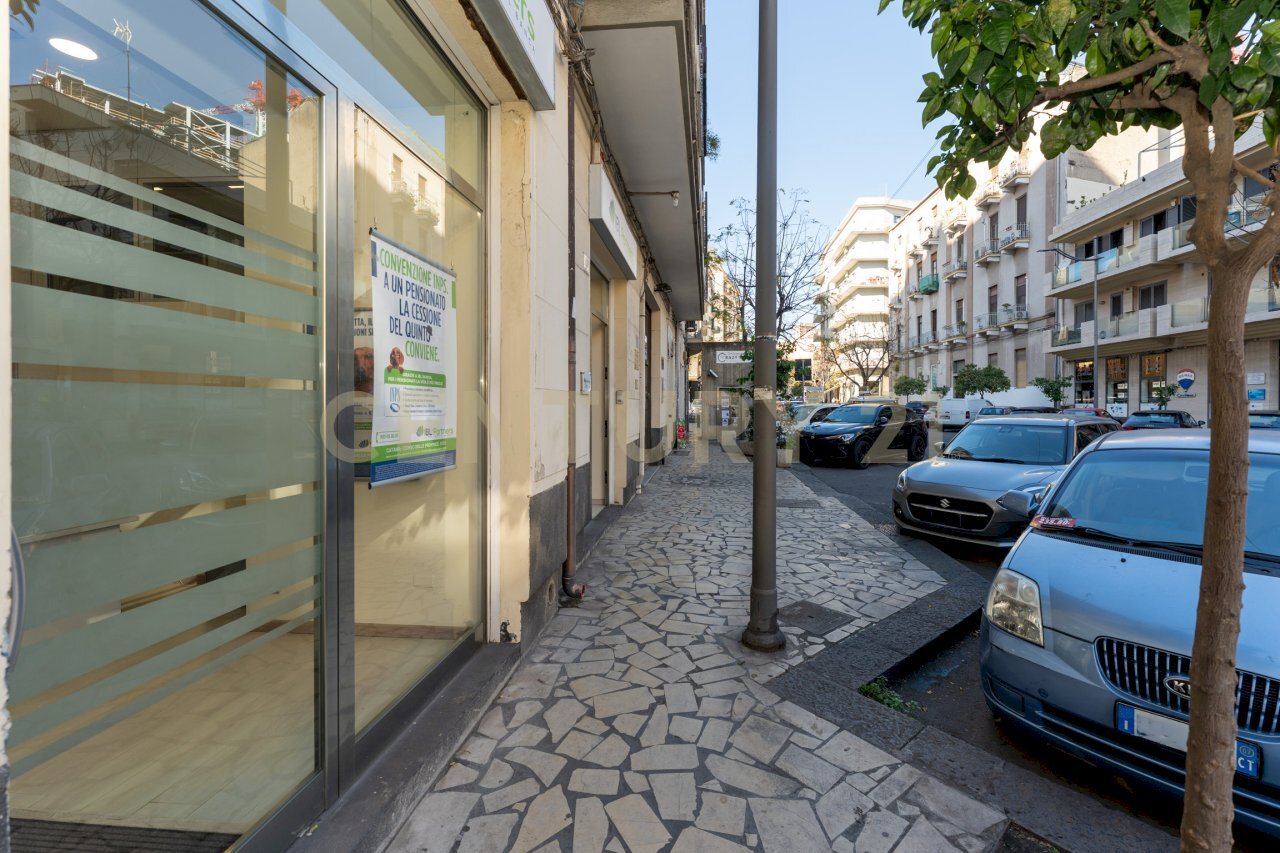 Corso delle Province 23 ct (2).jpg - Locale Commerciale Corso delle Province 23, Catania - foto 3