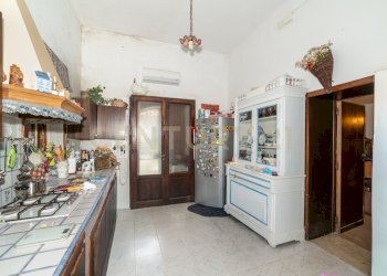 DSC07703.jpg - Villa Viale Scala Greca, Siracusa - foto 20