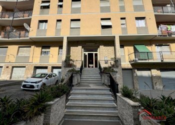 9.2 edificio.jpeg - Appartamento Via Giacomo Filippo Porrata 37, Genova (zona Prà) - foto 24