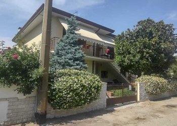 IMG-20260530-WA0009 - Casa indipendente Via Martiri di Belfiore 19, Rovigo - foto 1
