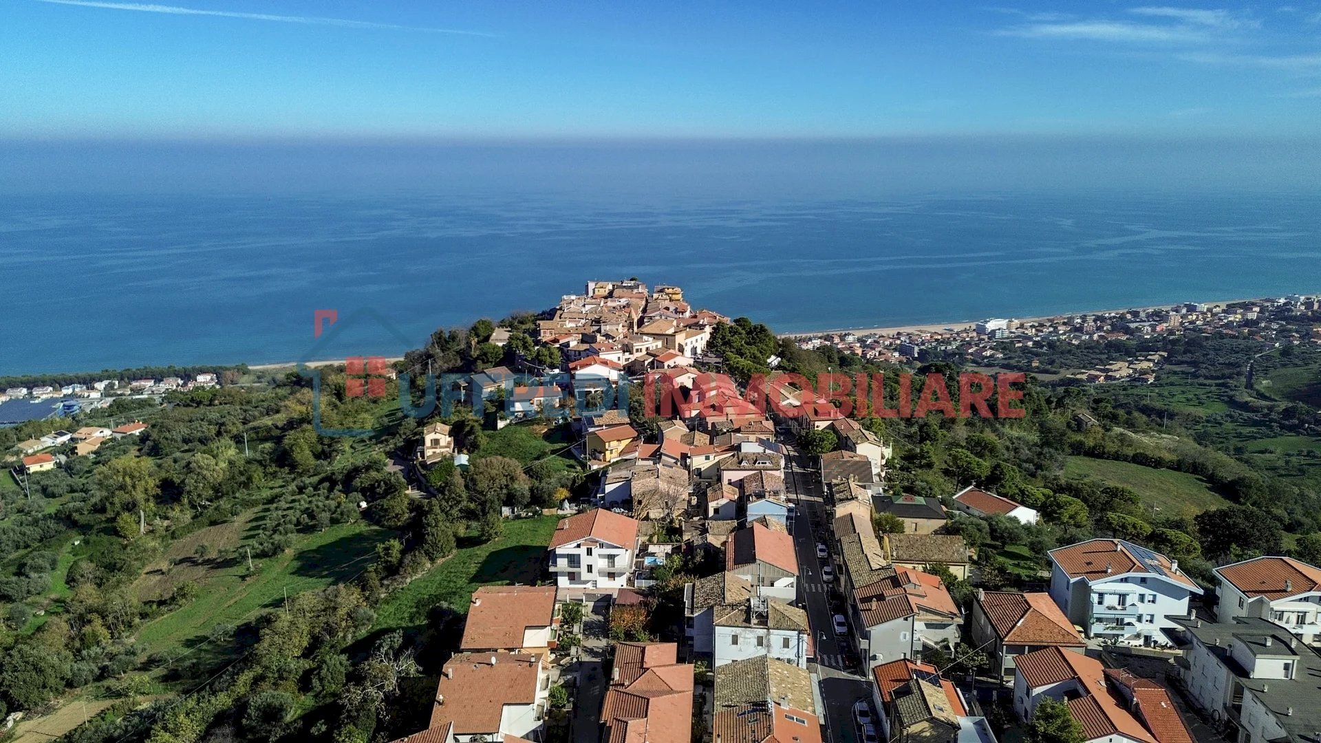 Villa Silvi - foto 1