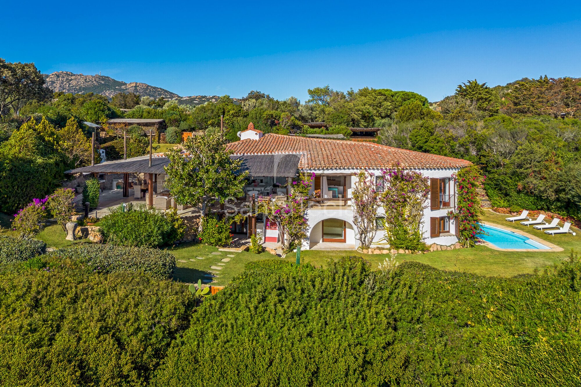 Villa Unifamiliare Via Della Celvia - Località Capiccioli, SNC, Arzachena - foto 2